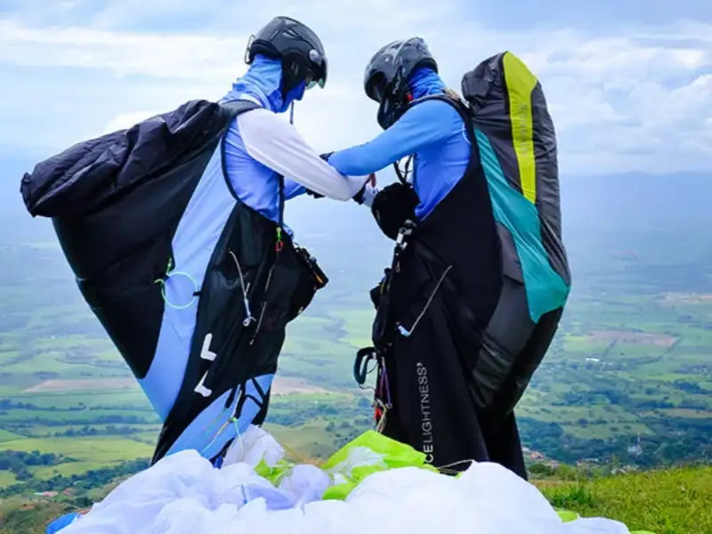 راهنمای خرید اولین ست پروازی؛ سرمایهگذاری روی امنیت یا صرفهجویی در بودجه؟ راهنمای خرید اولین ست پروازی؛ سرمایهگذاری روی امنیت یا صرفهجویی در بودجه؟